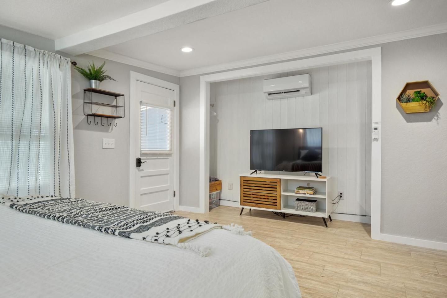 Downtown Studio 1 At Beer Ranch Project Inn Wimberley Exteriér fotografie