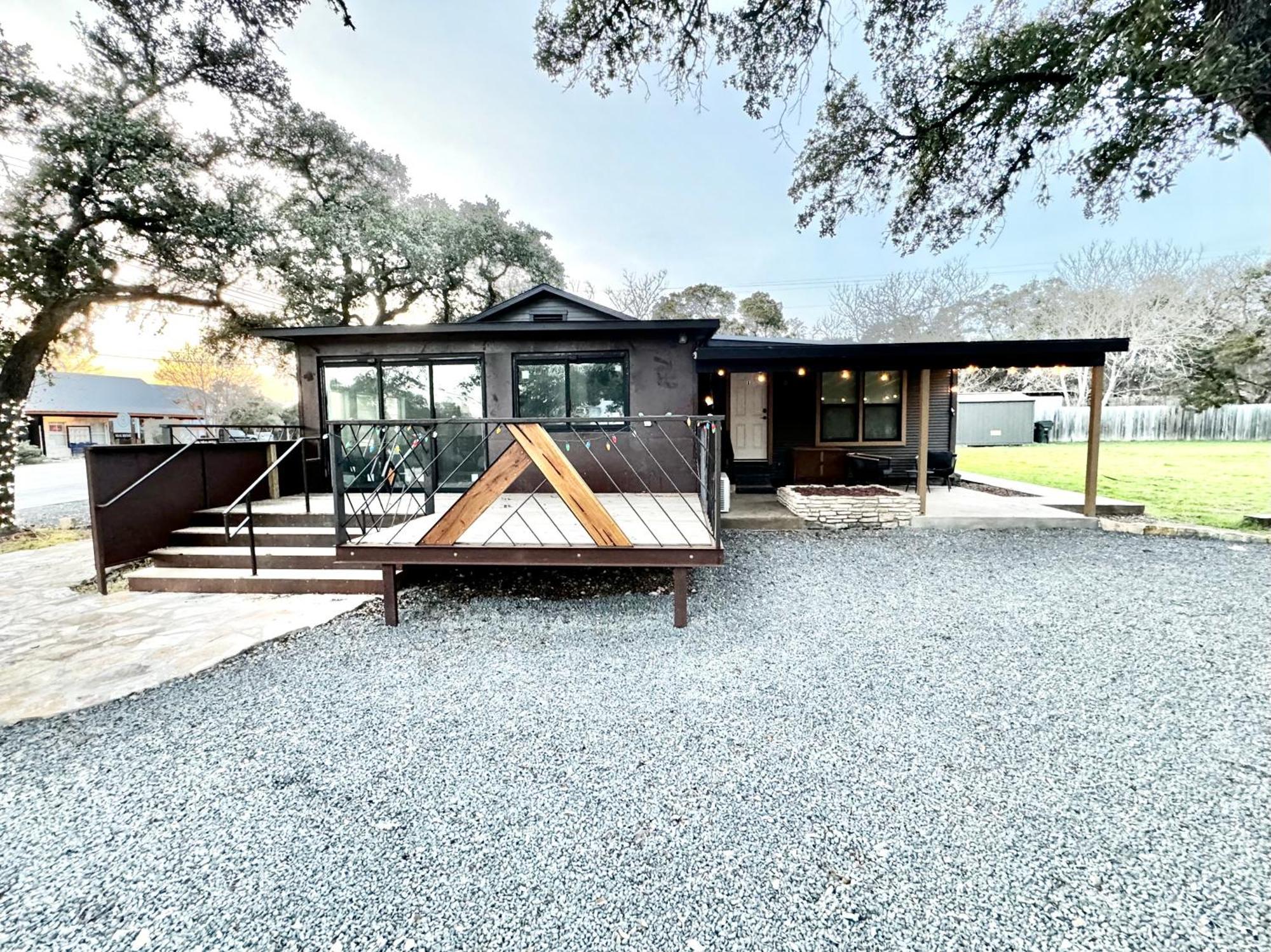 Downtown Studio 1 At Beer Ranch Project Inn Wimberley Exteriér fotografie