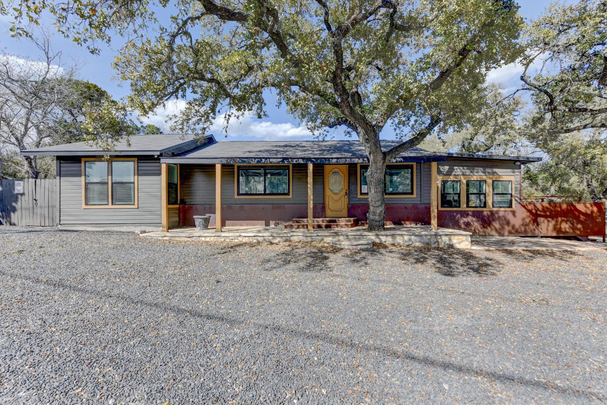 Downtown Studio 1 At Beer Ranch Project Inn Wimberley Exteriér fotografie